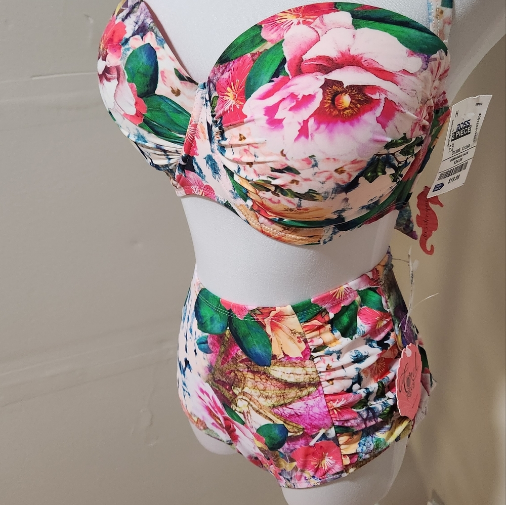 NWT Pink Floral Swimwear